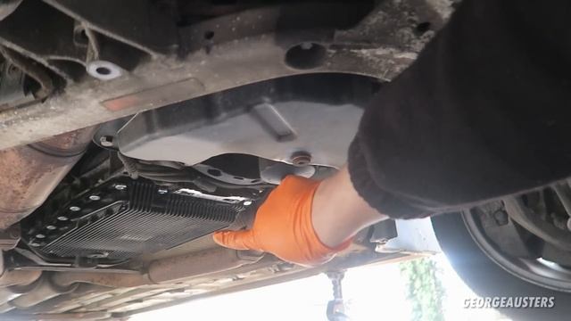 BMW 760Li N73 Oil and Filter Change смотреть онлайн