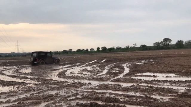 Rescue by tractor 🚜 off-roading gone wrong | Thar | 4WD | AT tyres problem | Bad Day смотреть онлайн