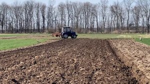 Оранка трактором dong feng 404