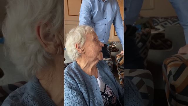 Юбилей у бабушки 90 лет👵🏼🥳 смотреть онлайн