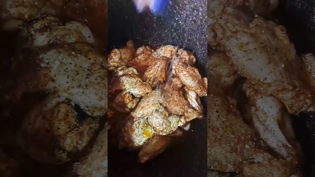 крылья тушеные с овощами.#кухня #кулинария смотреть онлайн