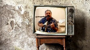 «В пещере каменной (нашли бутылку водки)»
