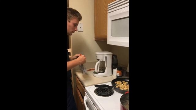 Czech Garlic Soup смотреть онлайн