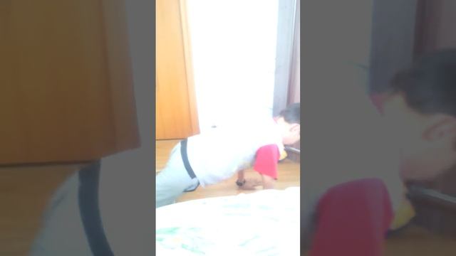 Брат учит отжиматься 2 смотреть онлайн