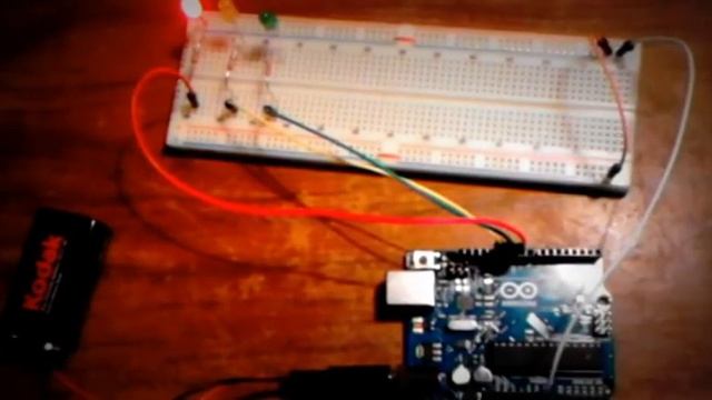 Светофор на arduino смотреть онлайн