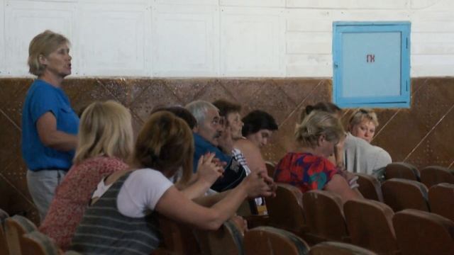 ПН TV: «Деньги есть», - почему в Новопетровке уже сегодня не освещают улицы и не ставят урны? смотреть онлайн