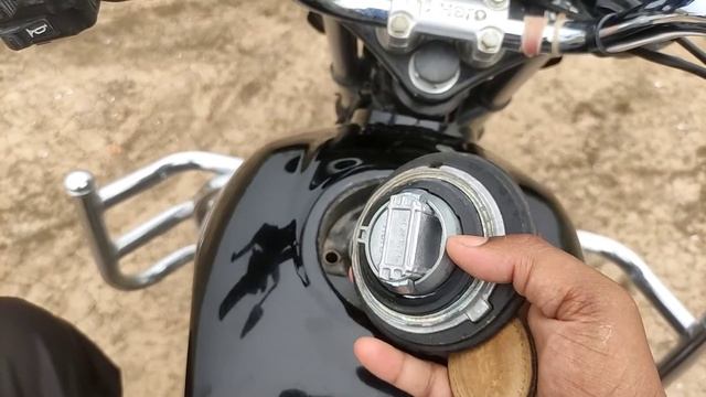Bike ki tanki se pani kaise nikale | Fuel Tank मे आग किन कारणों से लगता है смотреть онлайн