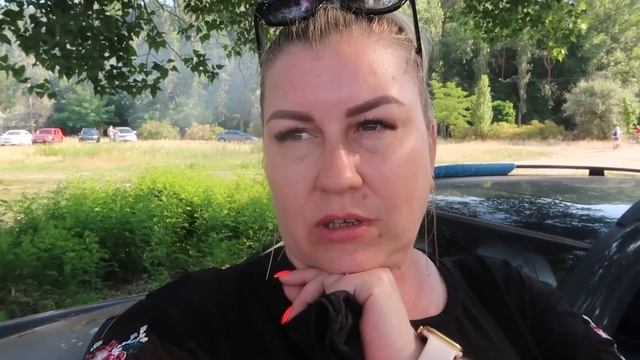 VLOG Выскочила с работы на быстрый шопинг с Викой. Кучу планов, не хватает выходного смотреть онлайн