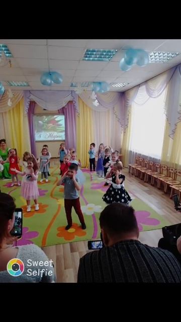 Утренник Дианы Е. смотреть онлайн