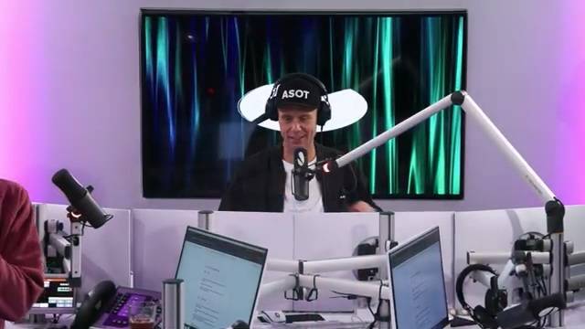 A State of Trance Episode 1207 - Armin van Buuren.