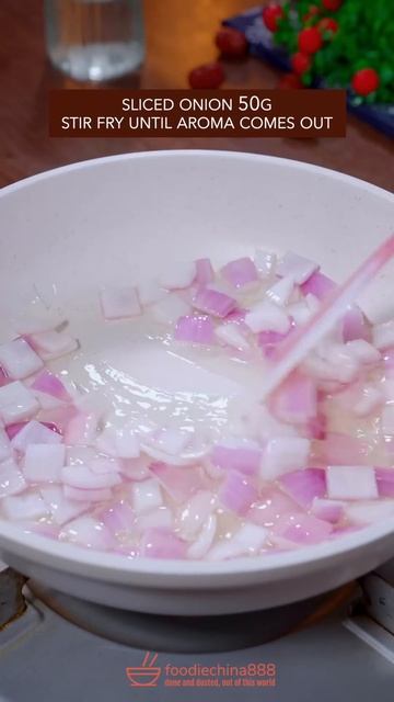 EASY NOODLES WITH SCRAMBLED EGGS RECIPE #recipe #noodles #cooking #chinesefood #scrambledeggs смотреть онлайн