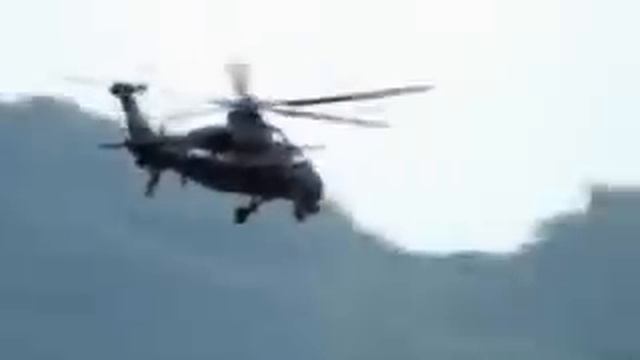China WZ10 Attack Helicopter. смотреть онлайн
