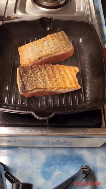 pink salmon steak смотреть онлайн