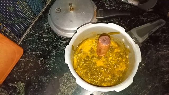 Ponnanganni Keerai Paruppu Recipe In Tamil смотреть онлайн