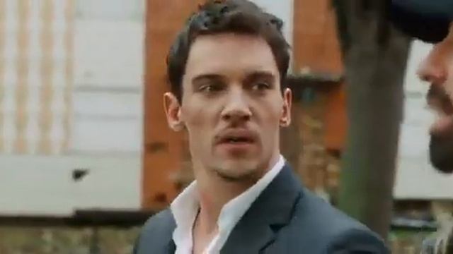 из Парижа с любовью смотреть онлайн