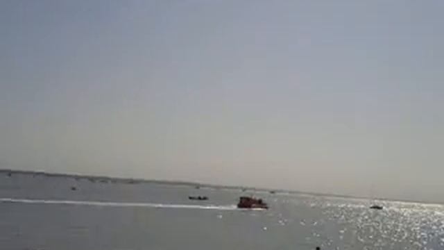 southend air show 2009 rnli fly by hover craft смотреть онлайн