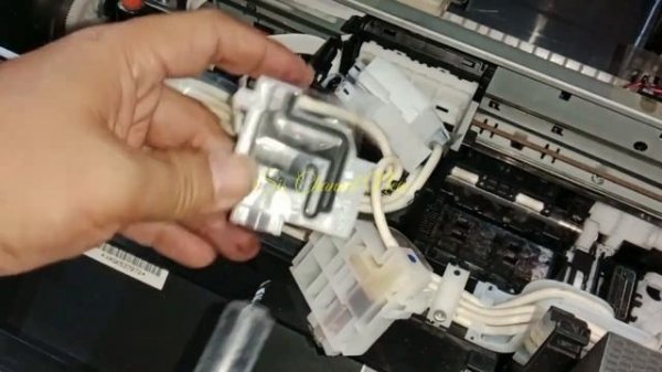 SOLVED! COLOUR PRINTING PROBLEM ON EPSON L3250, L3210, L3110, L3150, etc. with EPSON INK FLUSHING