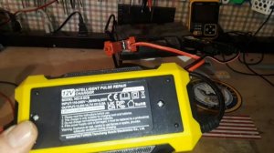 Smart 12V Battery Charger With Pulse Repair