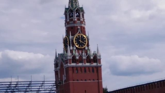 красная площадь смотреть онлайн