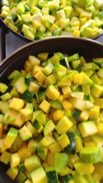 Как мы готовили кабачковую икру во Франции 🇫🇷 #france #беженцывофранции #кабачковаяикра смотреть онлайн