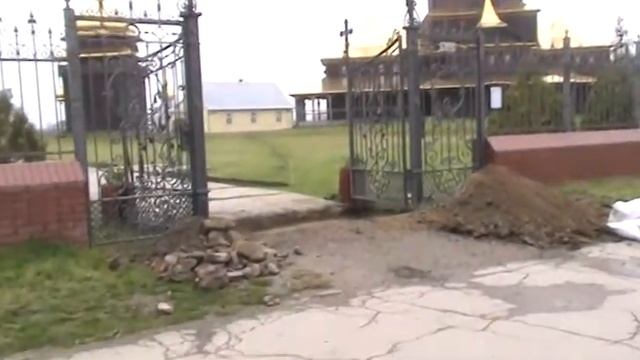 Люки бывают разные. смотреть онлайн