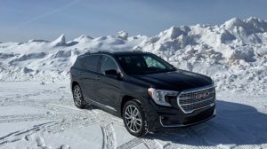 FIRST LOOK! “Refreshed” 2022 GMC Terrain Denali AWD!