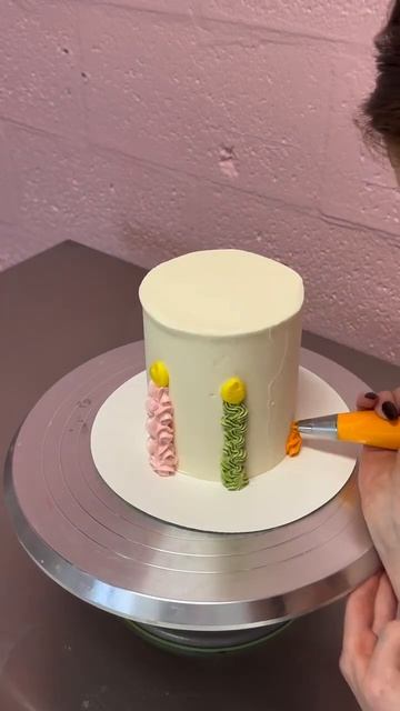 𝘾𝙖𝙣𝙙𝙡𝙚 𝘾𝙖𝙠𝙚 𝘿𝙚𝙨𝙞𝙜𝙣 #cake #cakedecorating #shorts #shortvideo смотреть онлайн