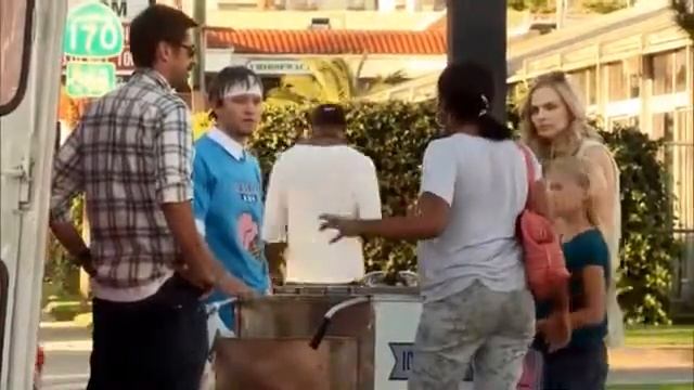 Who Gets the Last Laugh Prank Preview Cheri Oteri смотреть онлайн