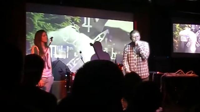4пыль - Апрель (уч. Оля Логачева) Live смотреть онлайн