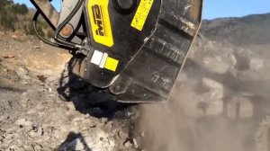 Ковш BF120.4 S4 измельчение натурального камня