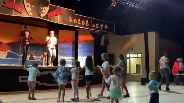 Zephir Hotel & Spa mini-disco смотреть онлайн