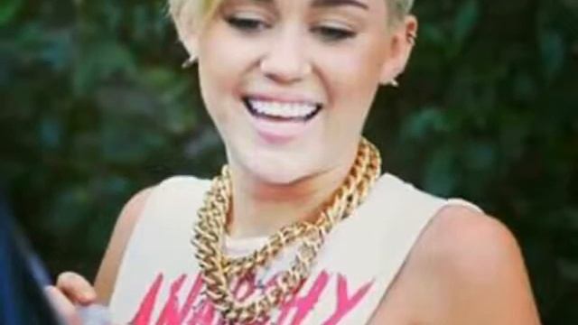 Кто красивее? Майли Сайрус или Селена Гомес смотреть онлайн