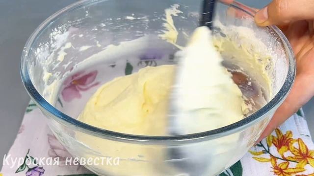 К Чаю за Минуты!Мягкие Пышные Кексы из Простых продуктов!Кексы На Кефире с Вареньем на скорую Руку! смотреть онлайн