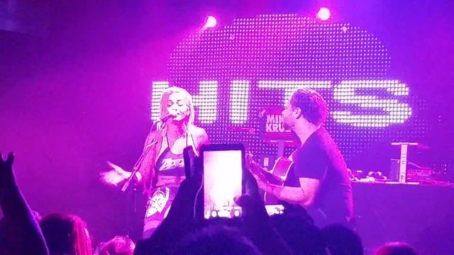 Rita Ora "I Will Never Let You Down" Acoustic смотреть онлайн