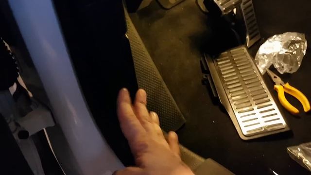 Tutorial COLOCAR PEDALERA JETTA VENTO MK6 ACERO INOXIDABLE ALUMINIO DEPORTIVA DSG AT tiptronic vw смотреть онлайн