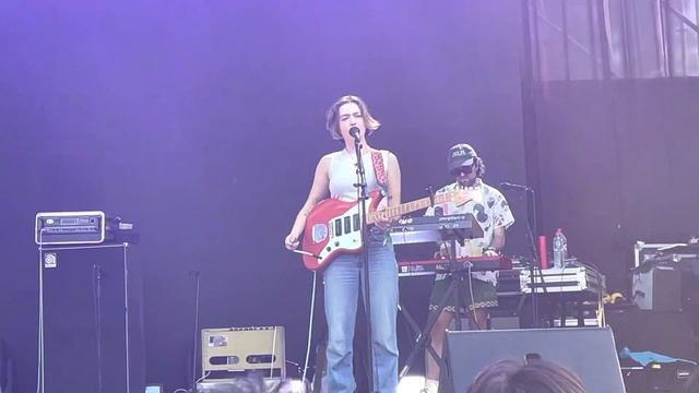Snail Mail - Glory - Live Chile 2022 смотреть онлайн