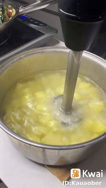 Caldo Verde delicioso #Shorts смотреть онлайн