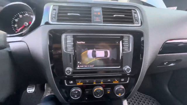 2016 Volkswagen Jetta GLI смотреть онлайн