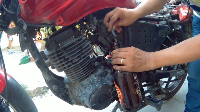 How to replace our Floater/Fuel Meter Sensor Assembly on Yamaha SZ? смотреть онлайн