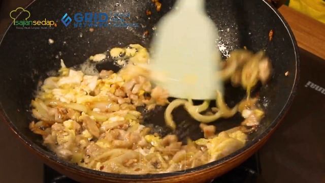 Resep Nasi Goreng Hongkong, Resep Ala Restoran Chinese Food untuk Tahun Baru Imlek смотреть онлайн