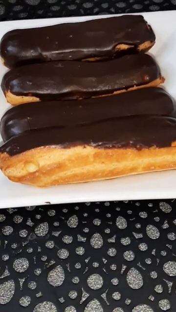 #shorts# eclair au chocolat/ إكلير بالشكلاطة😋 смотреть онлайн