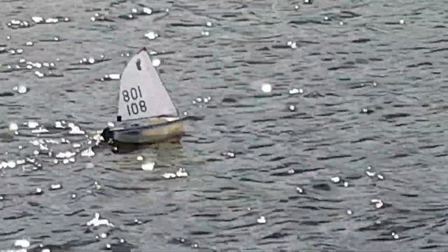Micron 2 Footy class rc yacht смотреть онлайн
