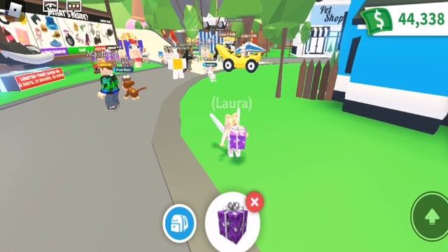 Opening 11 Gifts To Get The New Hover Car Adopt Me (Roblox) смотреть онлайн