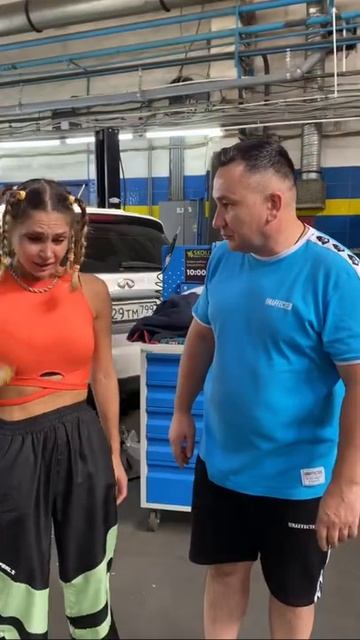 ГАРИК УГАРИК И МАРА - БОРЩ смотреть онлайн