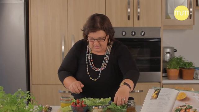 My Easy Cooking - Simple Fresh Chicken Salad смотреть онлайн