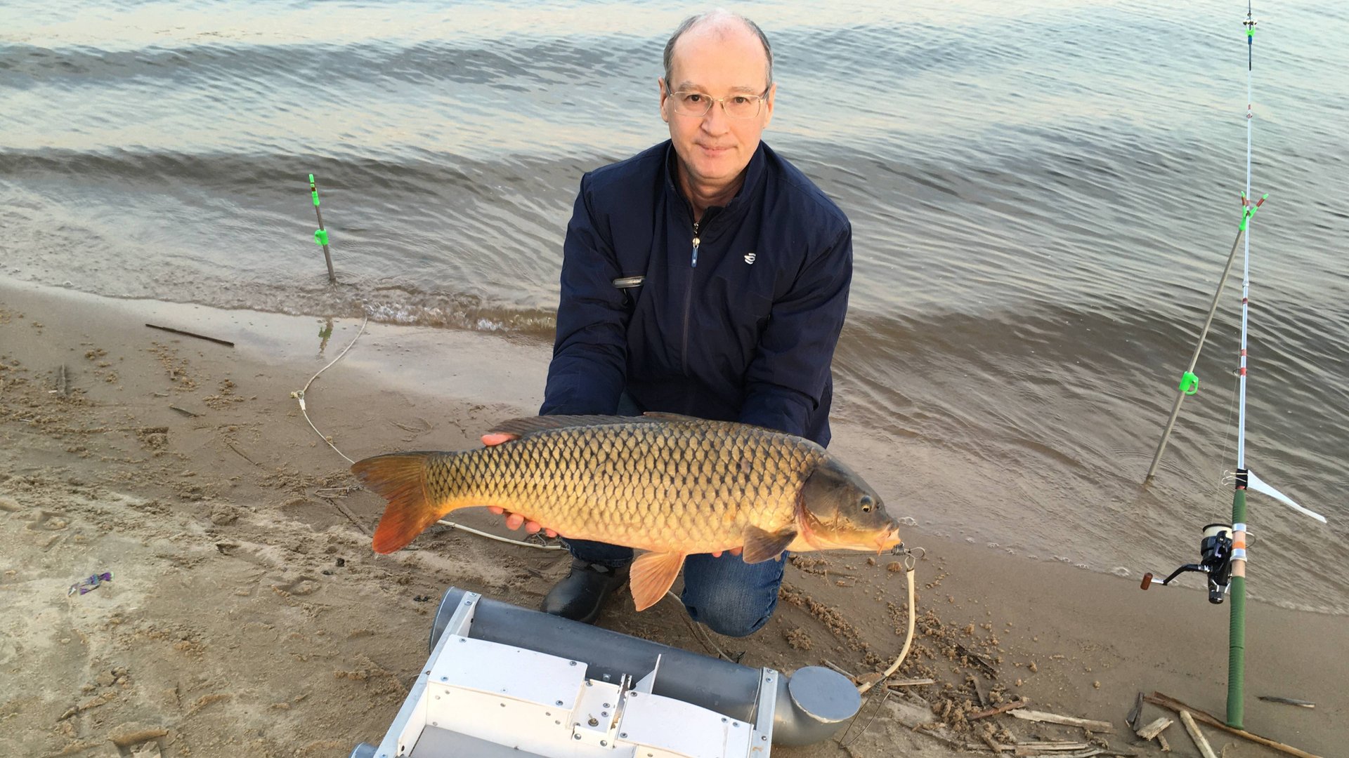 Прикормочный кораблик своими руками.