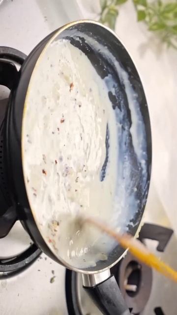 Cheesy white sauce pasta recipe 😋😋 #shortsvideo #shorts #viralvideo смотреть онлайн