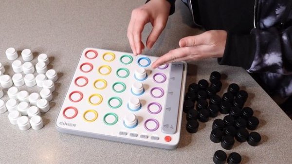 GiiKER Smart Four, 3D AI-Powered 4 in a Row Game Review | Integrated Referee for 1-2 Players