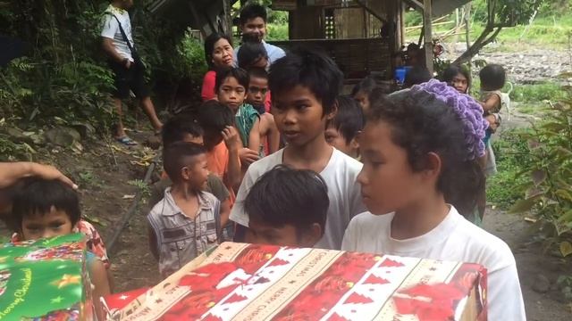 Missionary in Tandem to Bless the Tribal kids #ProjectSmile #Mark10project #MaharlikaTribalMission смотреть онлайн