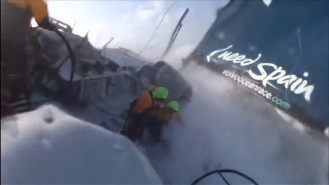 The Toughest Sailing Race in the World - Volvo Ocean Race 2011-12 (bajaryoutube.com) смотреть онлайн